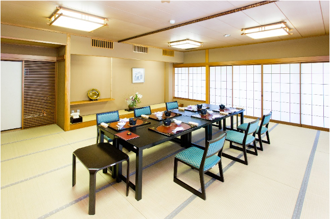 お食事会場